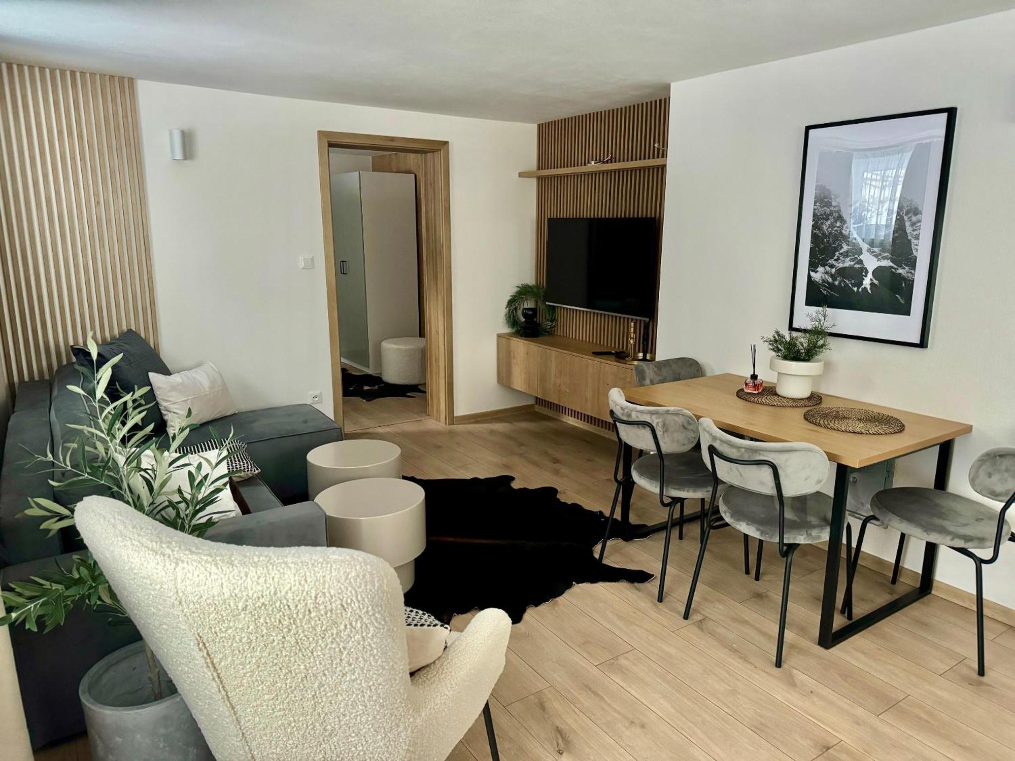Apartmany Kellov Dom Демановска Долина Екстериор снимка